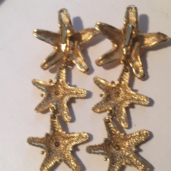 Gold Star Clip On Earrings. - Picture 4 of 4